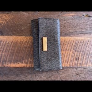 Michael Kors Trifold Wallet